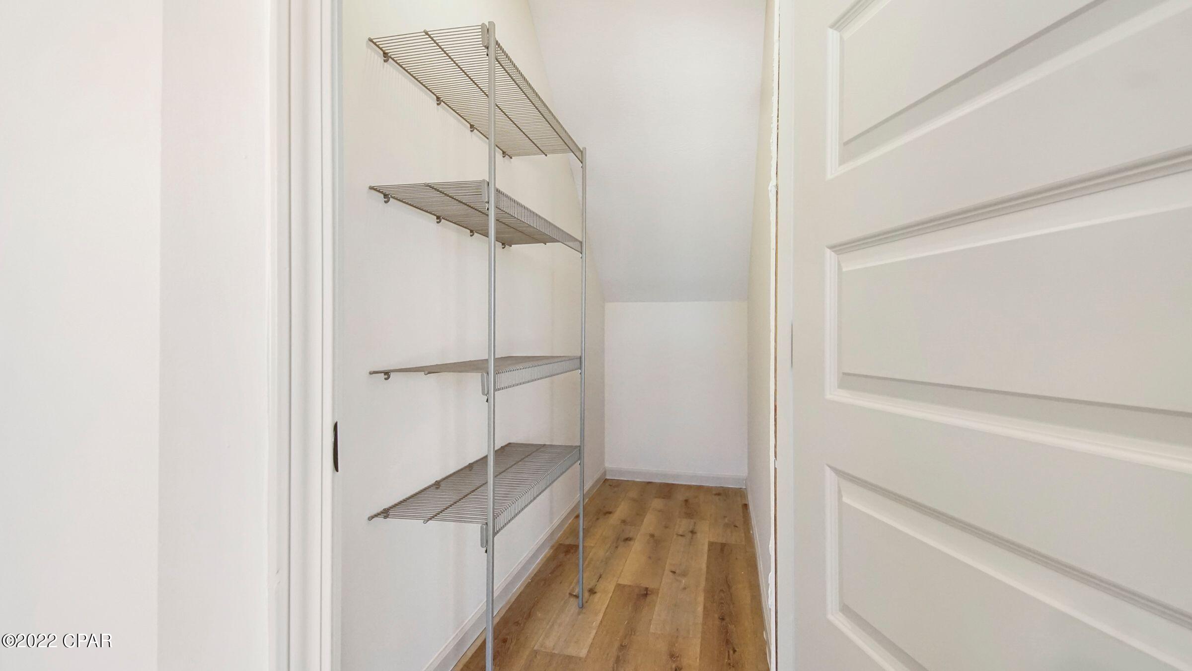 Mill Point - Residential