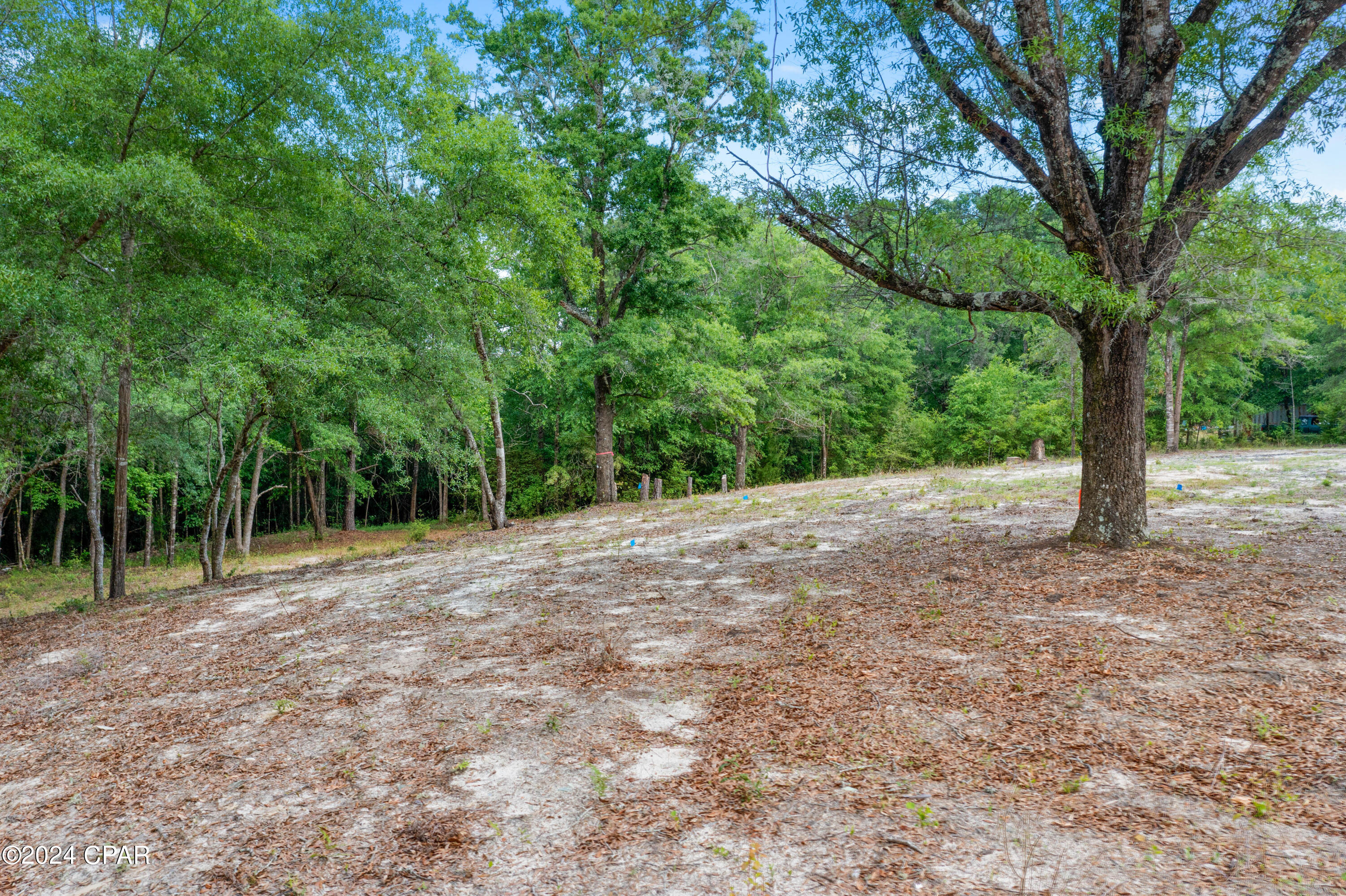 [No Recorded Subdiv] - Land