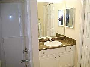 Palm Cove Phase III - Residential Lease