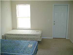 Palm Cove Phase III - Residential Lease