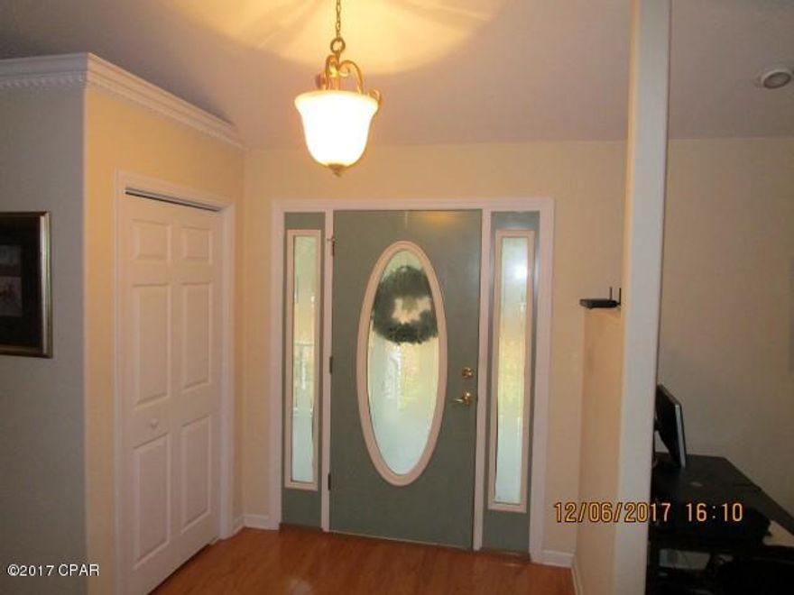 Beautiful home in quiet area within a 2 minute drive to restaurants and grocery store.  This home has a large porch with swing for those nice evenings.  Home is in great shape and has a modern look and flow to it.  Living room is very large and open, ideal for entertaining.  Garage in back of house for privacy.