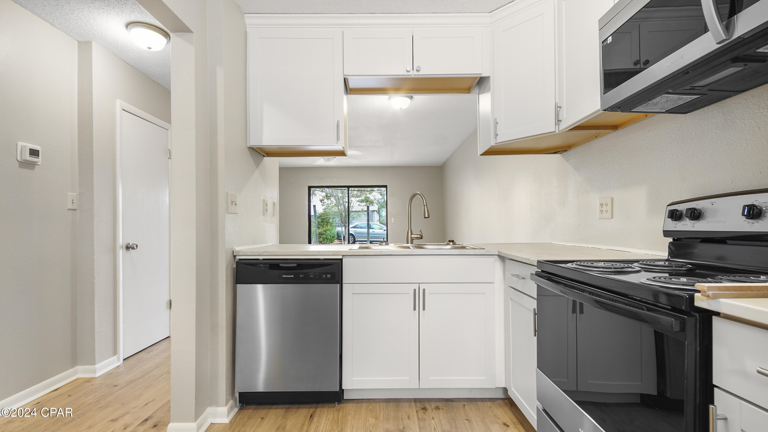 [No Recorded Subdiv] - Residential Lease