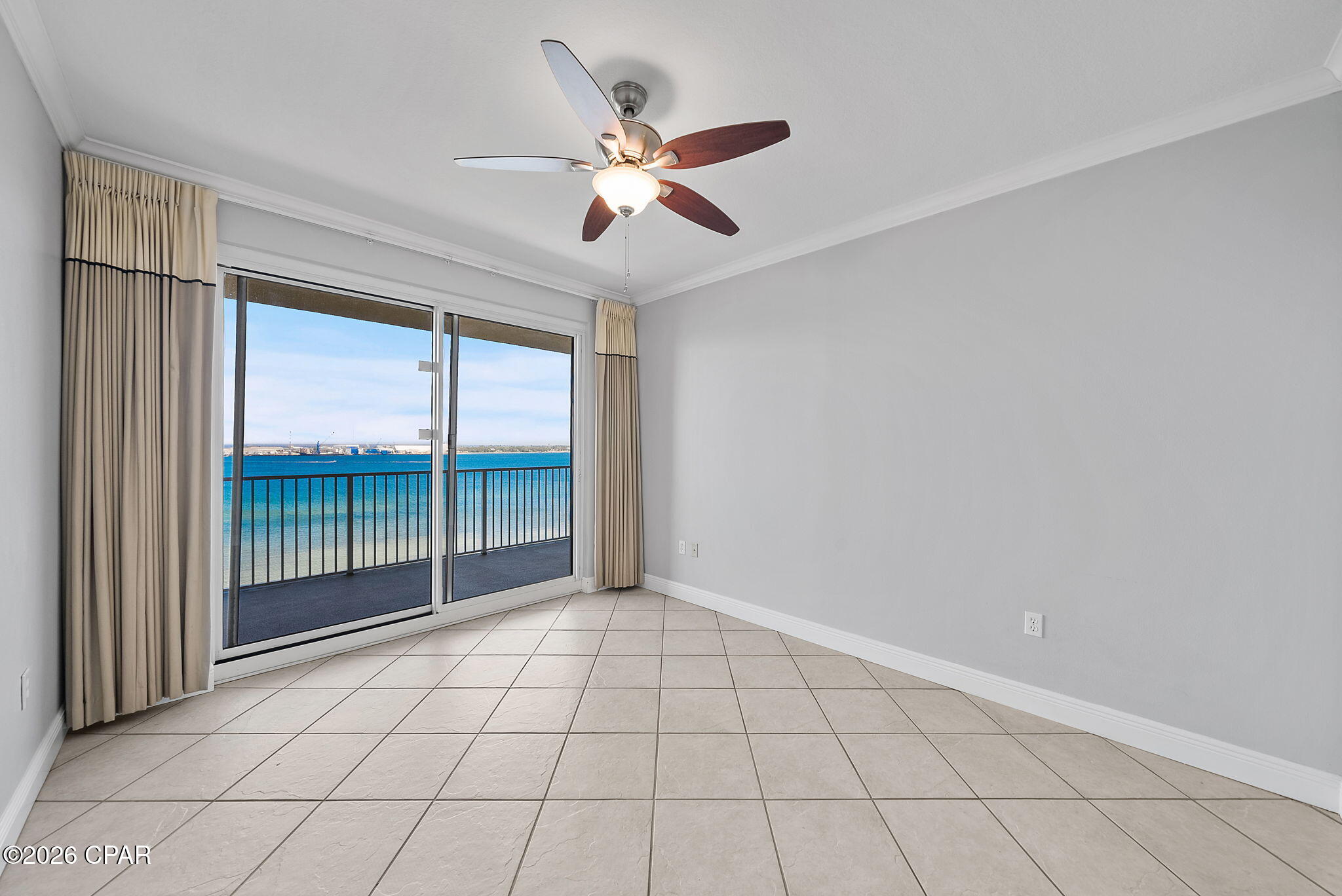 Magnolia Bay Club - Residential