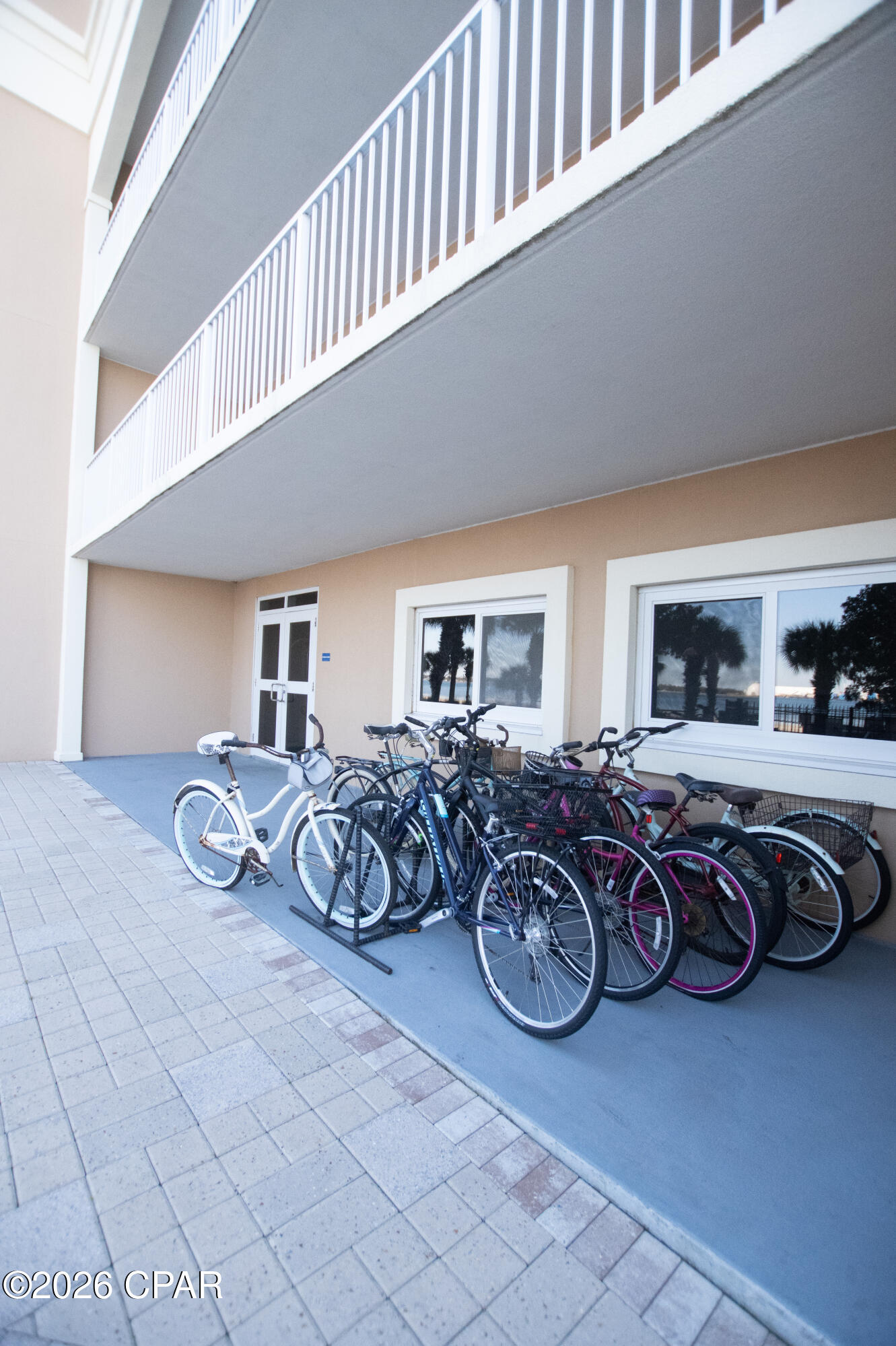 Magnolia Bay Club - Residential