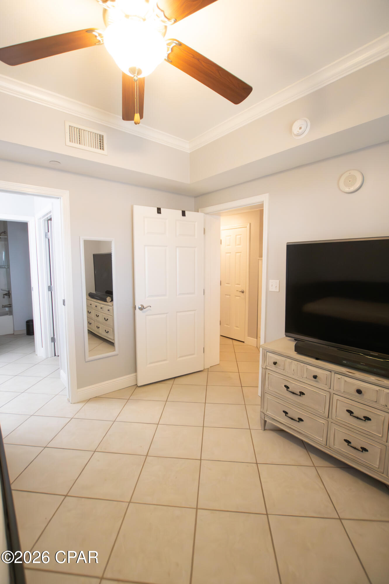 Magnolia Bay Club - Residential