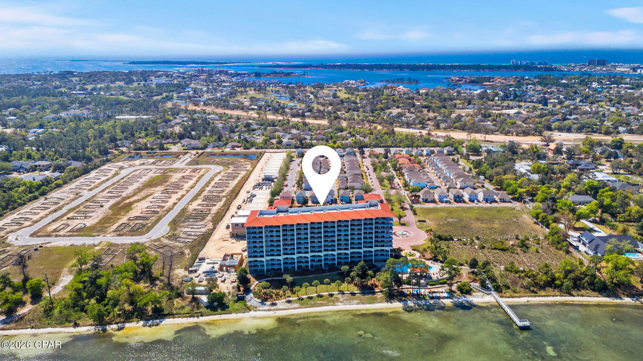 Magnolia Bay Club - Residential