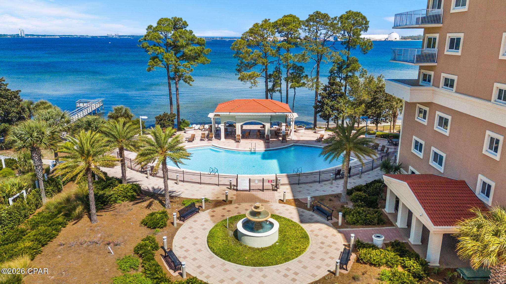 Magnolia Bay Club - Residential