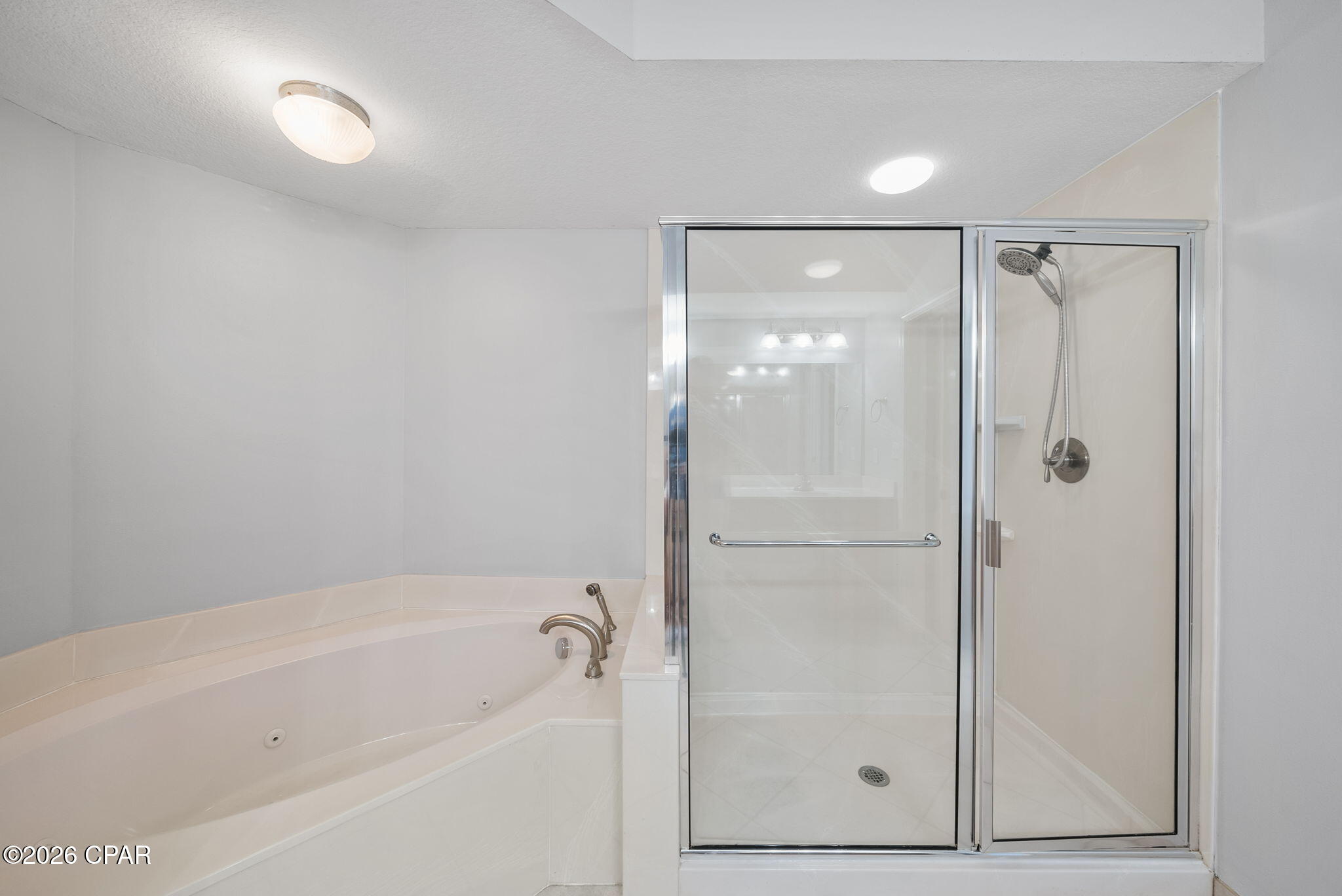 Magnolia Bay Club - Residential