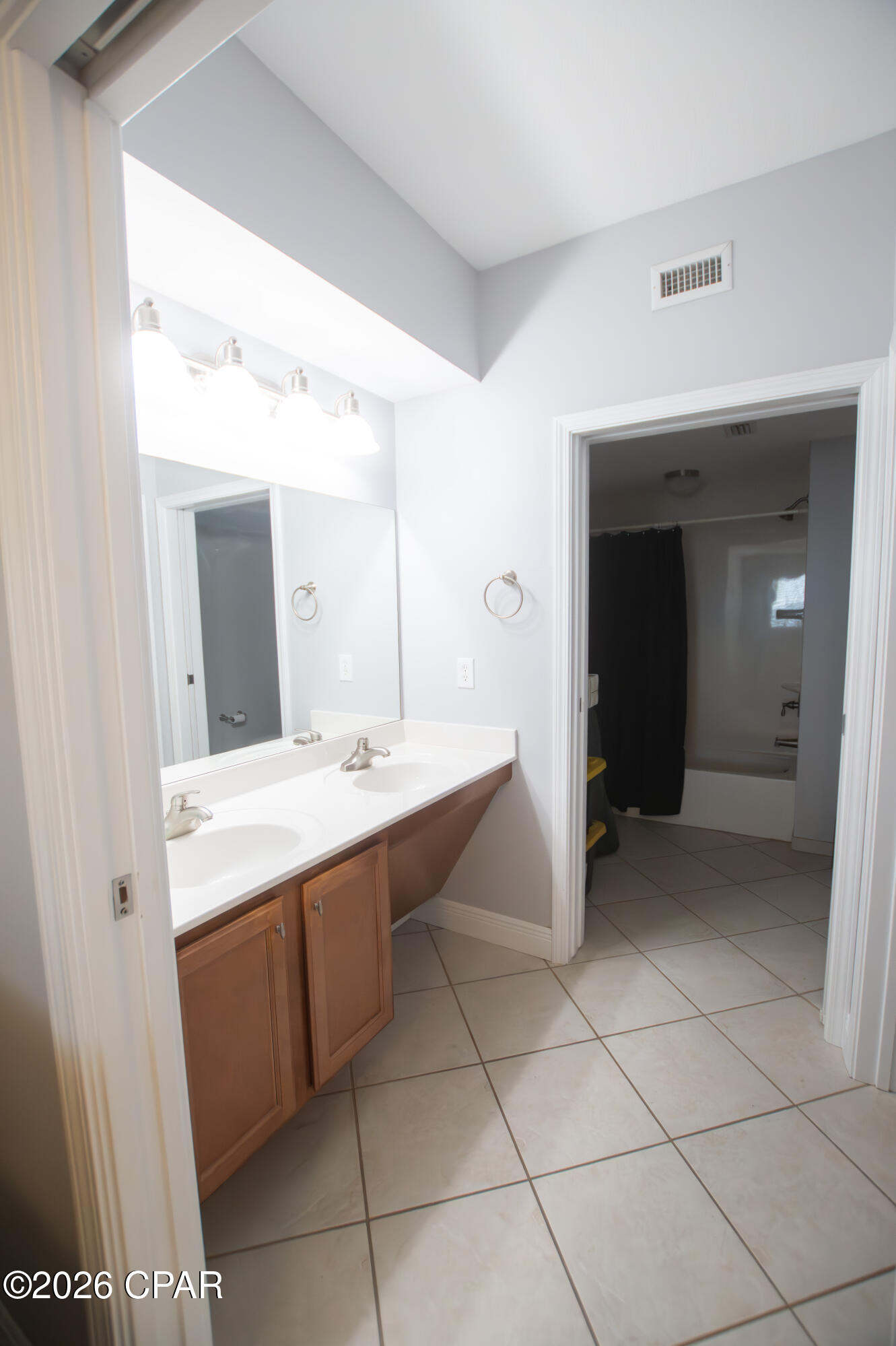 Magnolia Bay Club - Residential