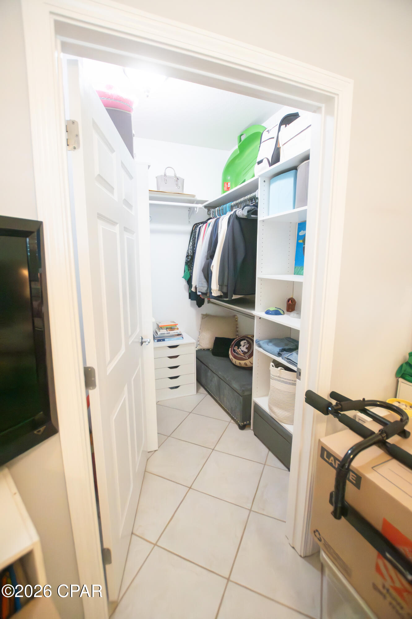 Magnolia Bay Club - Residential