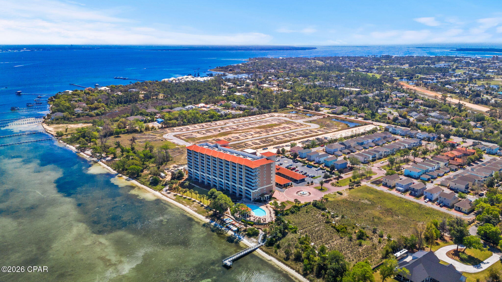 Magnolia Bay Club - Residential