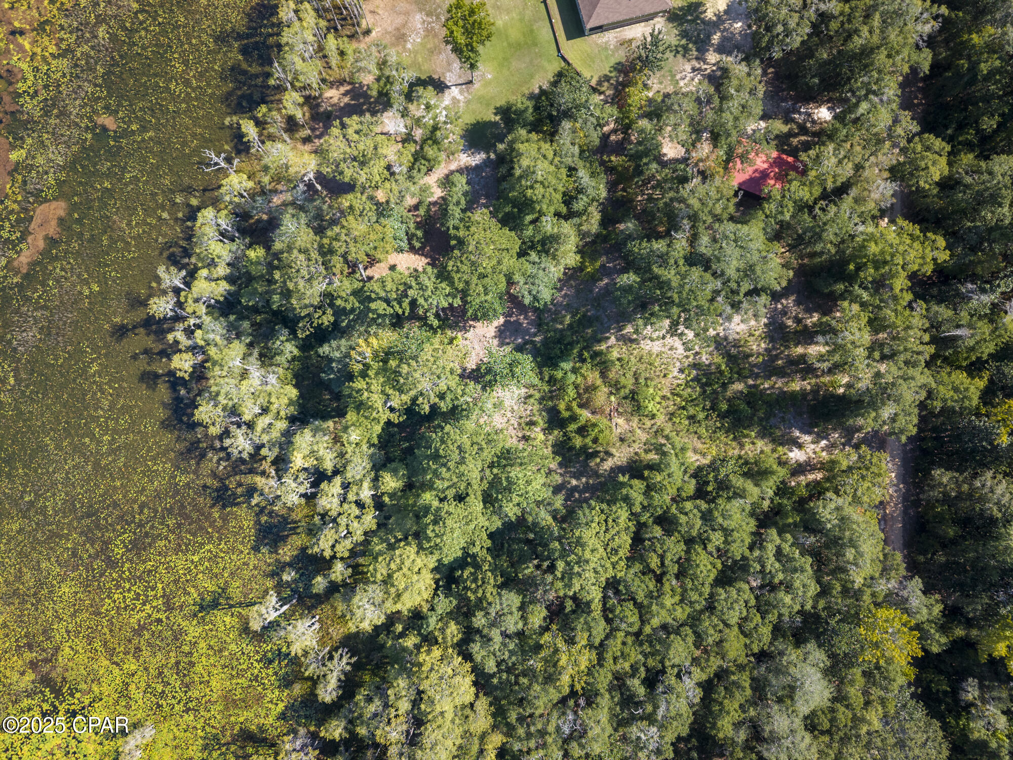 Paradise Lakes - Land