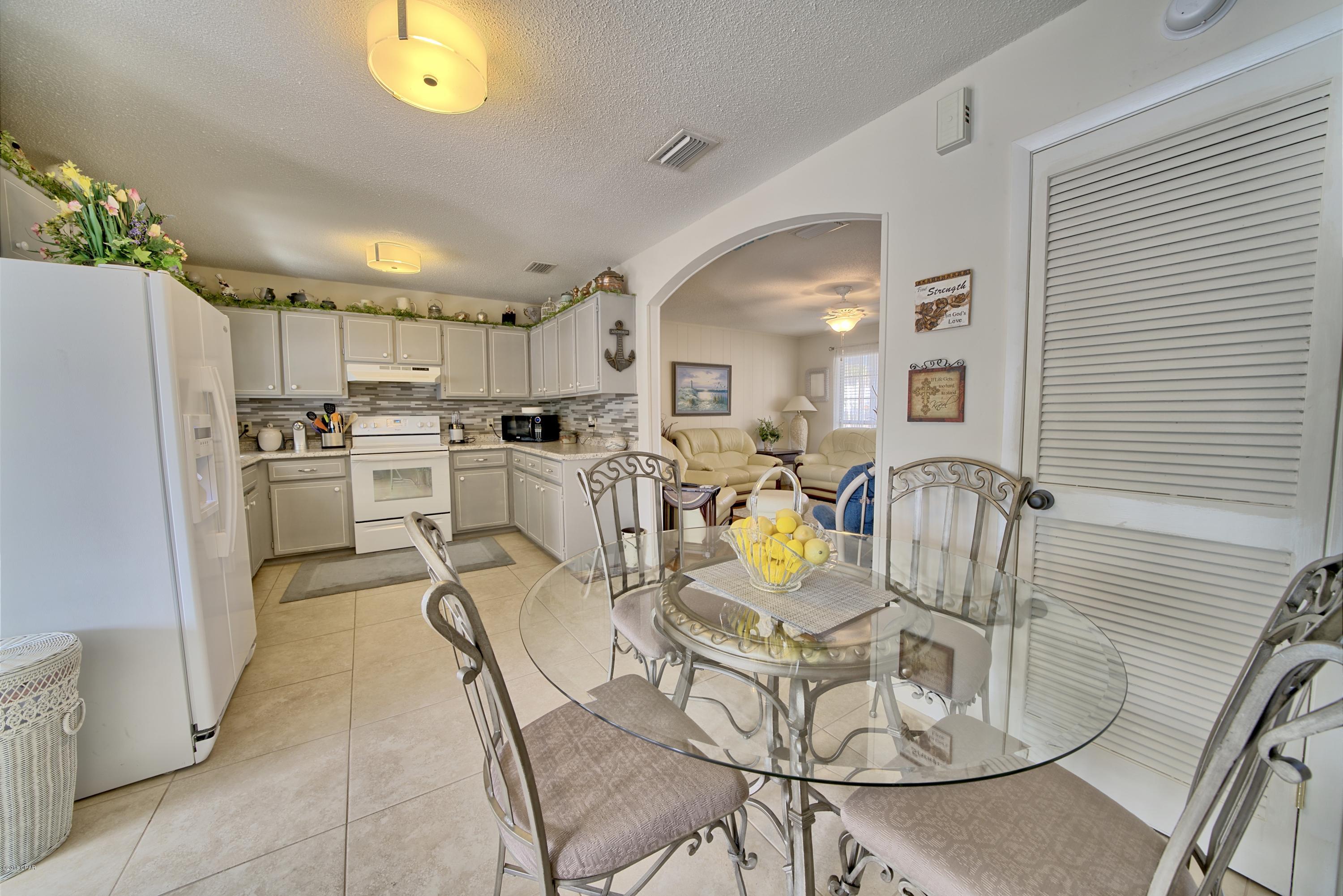 Laguna Beach Estates 2nd Add - Residential