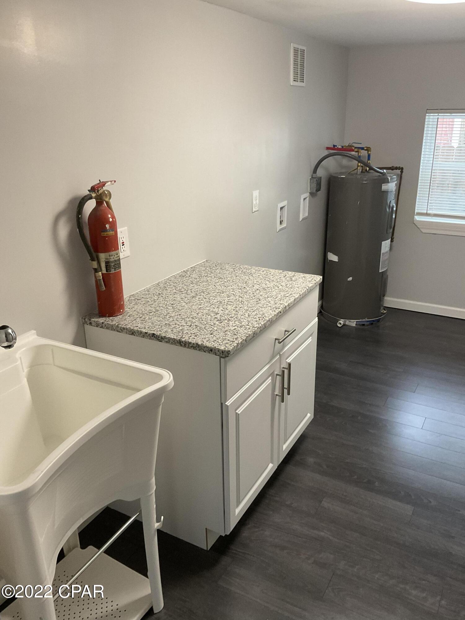 Oakland Terrace Add - Residential