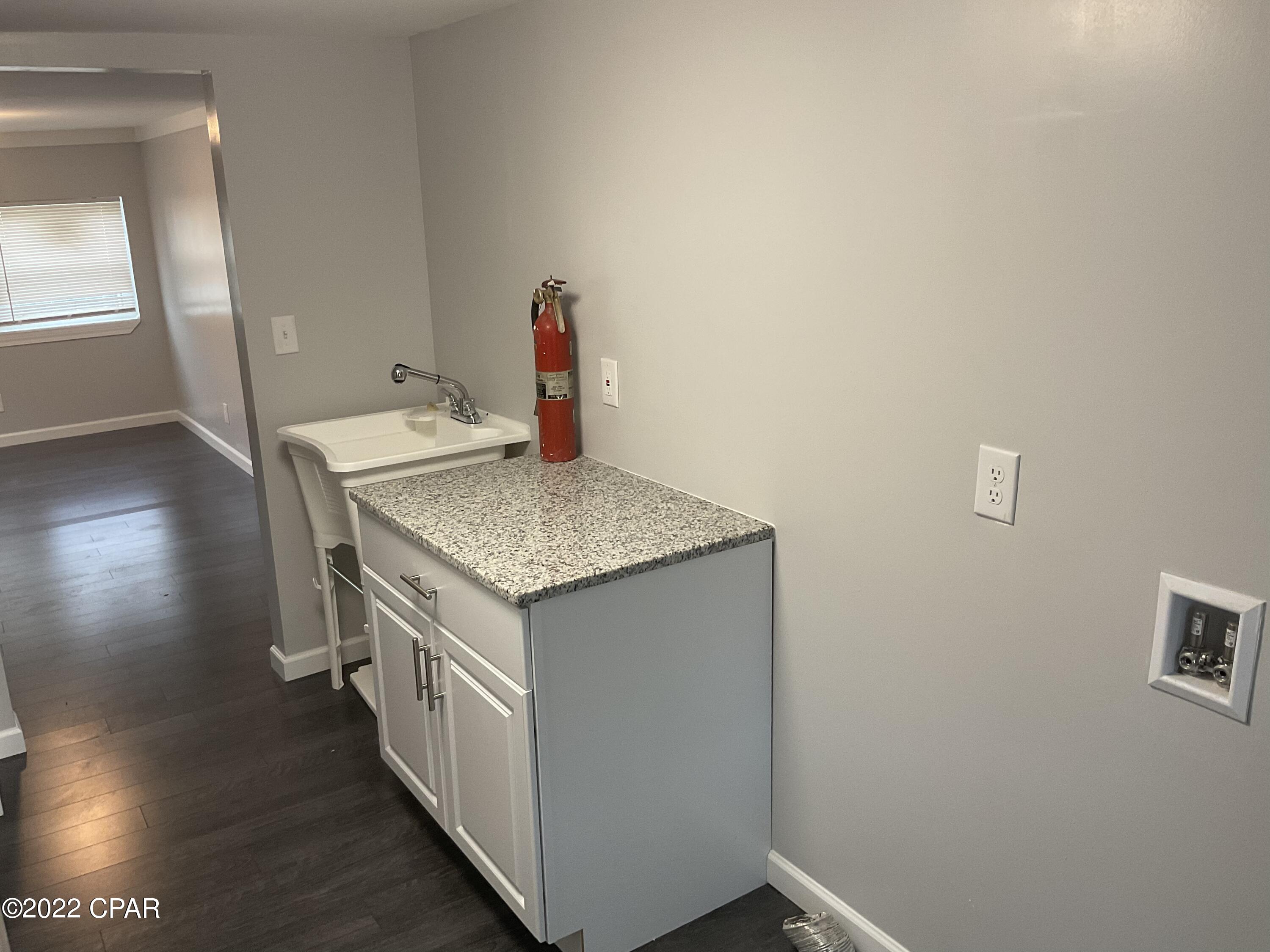 Oakland Terrace Add - Residential