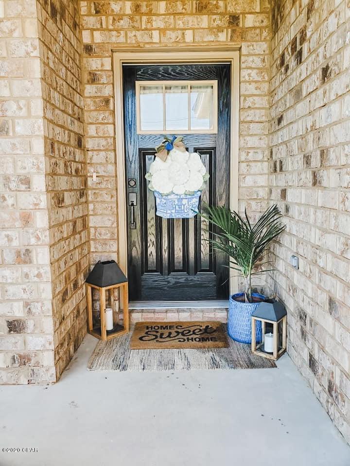 The Pines Of Lynn Haven - Residential