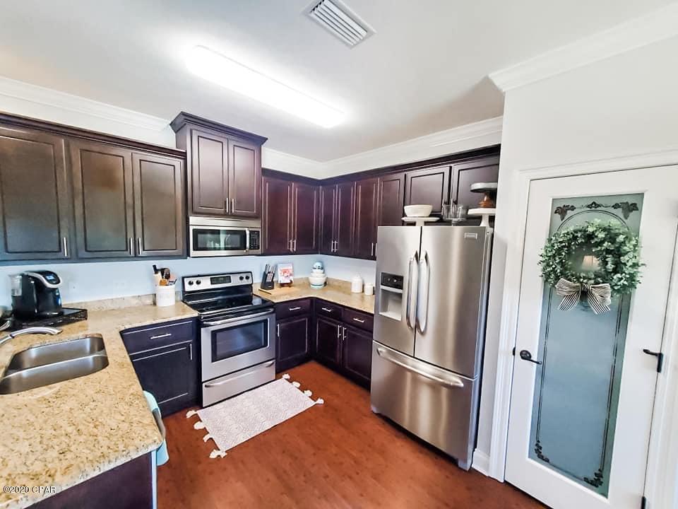 The Pines Of Lynn Haven - Residential