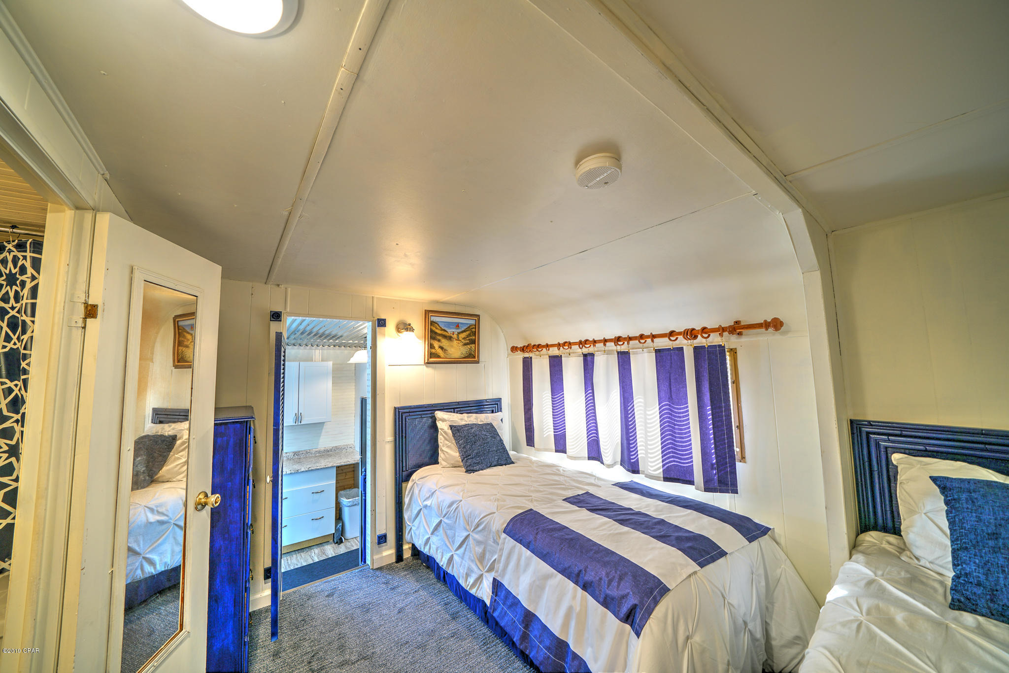 Venture Out Travel Trail - Residential