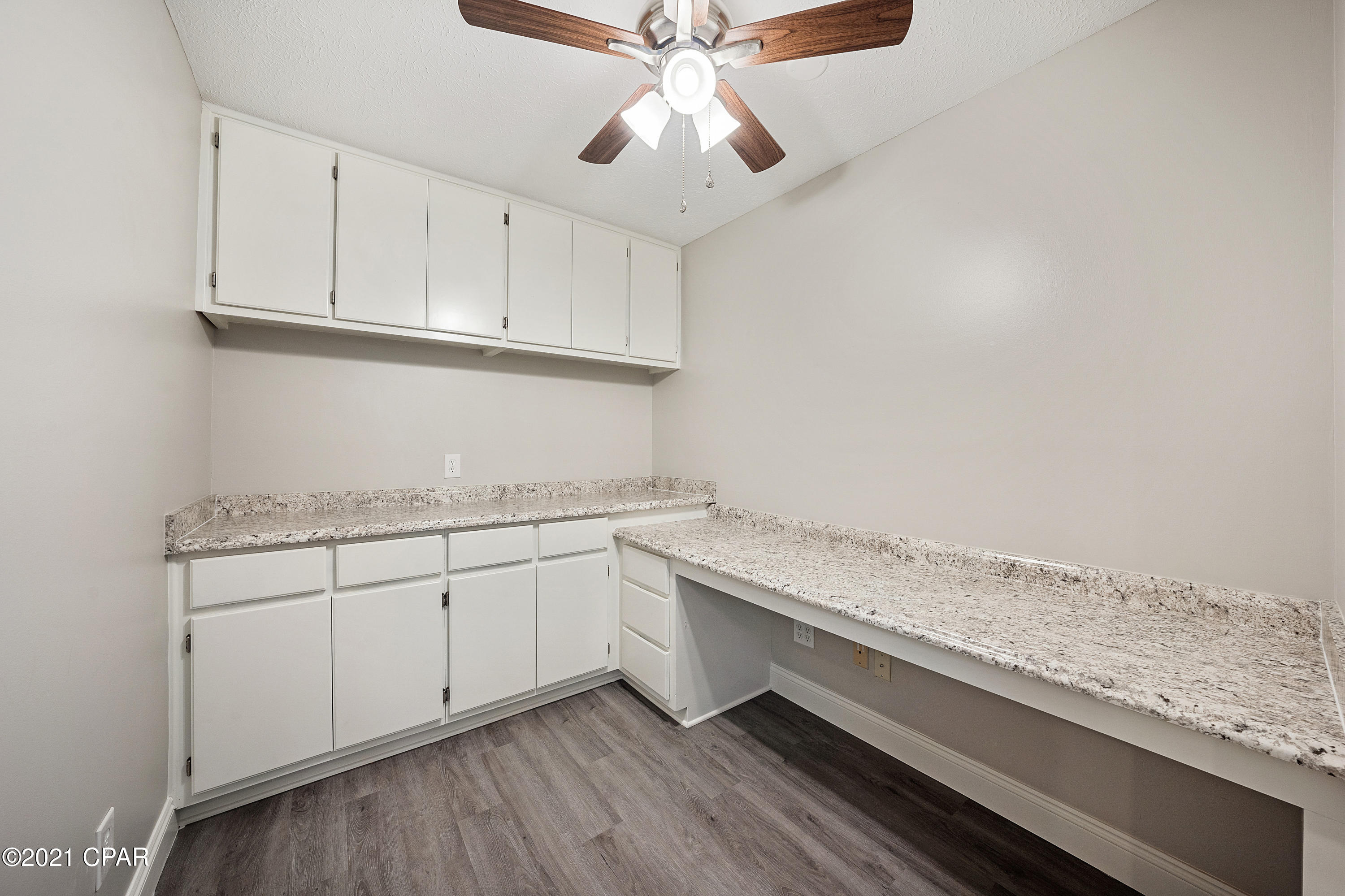 St And Bay Dev Co - Residential