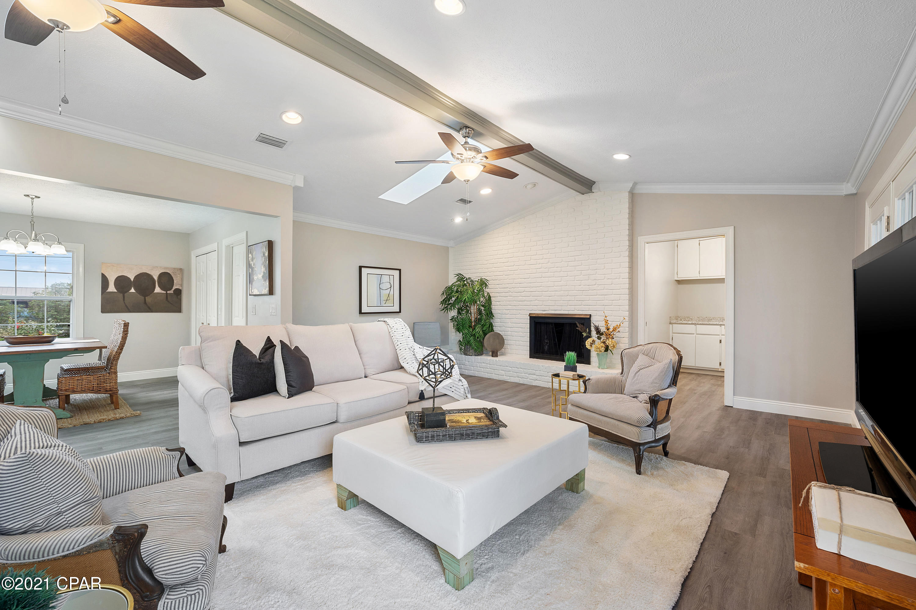 St And Bay Dev Co - Residential