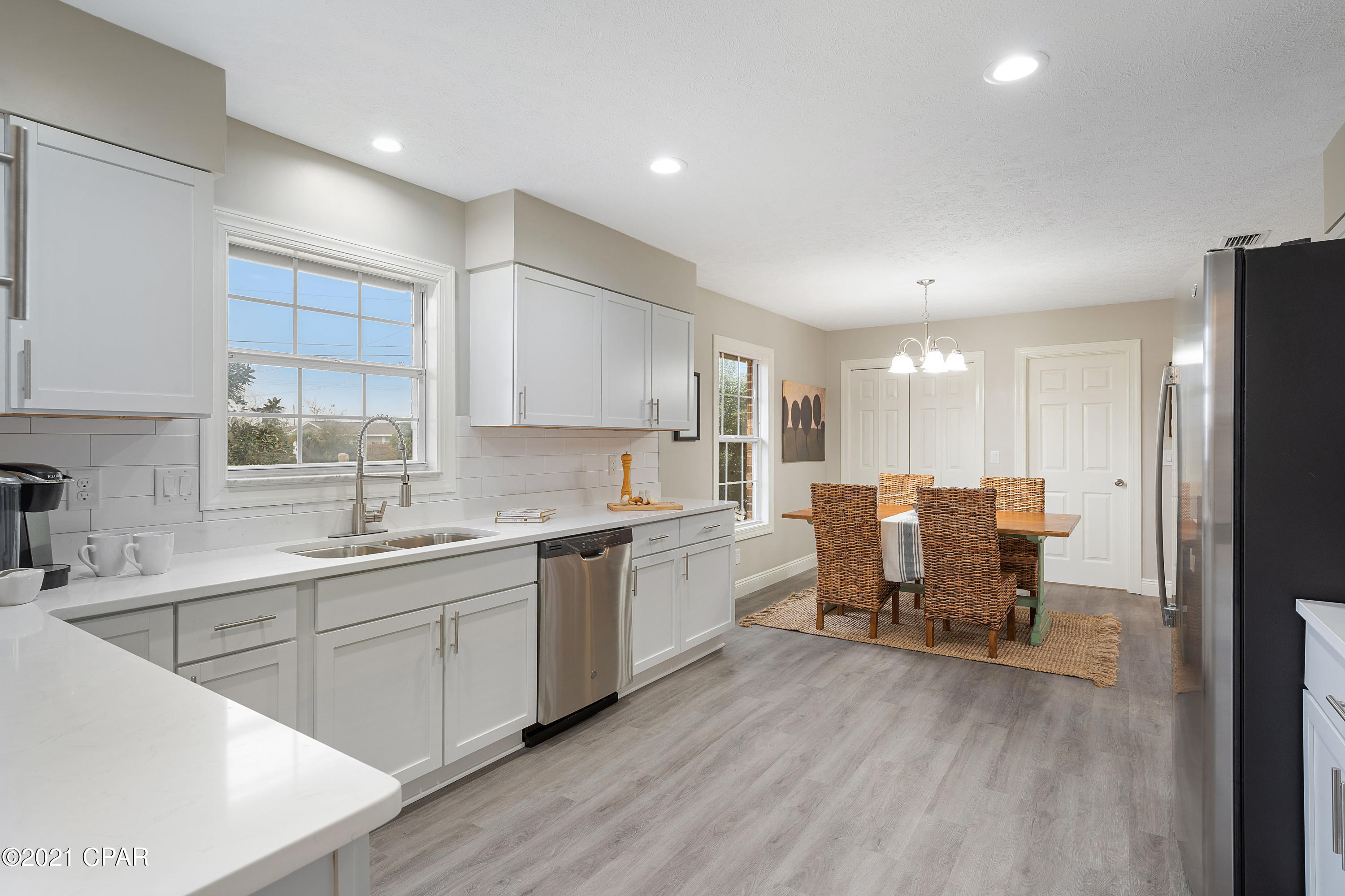 St And Bay Dev Co - Residential