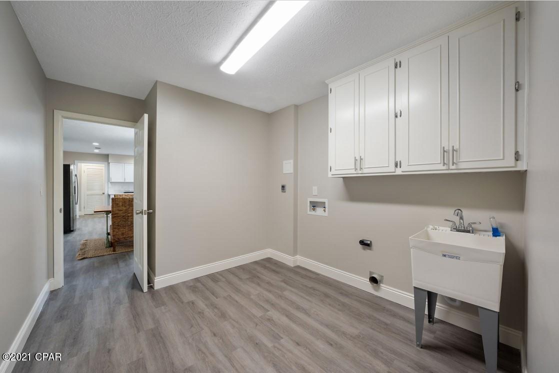 St And Bay Dev Co - Residential