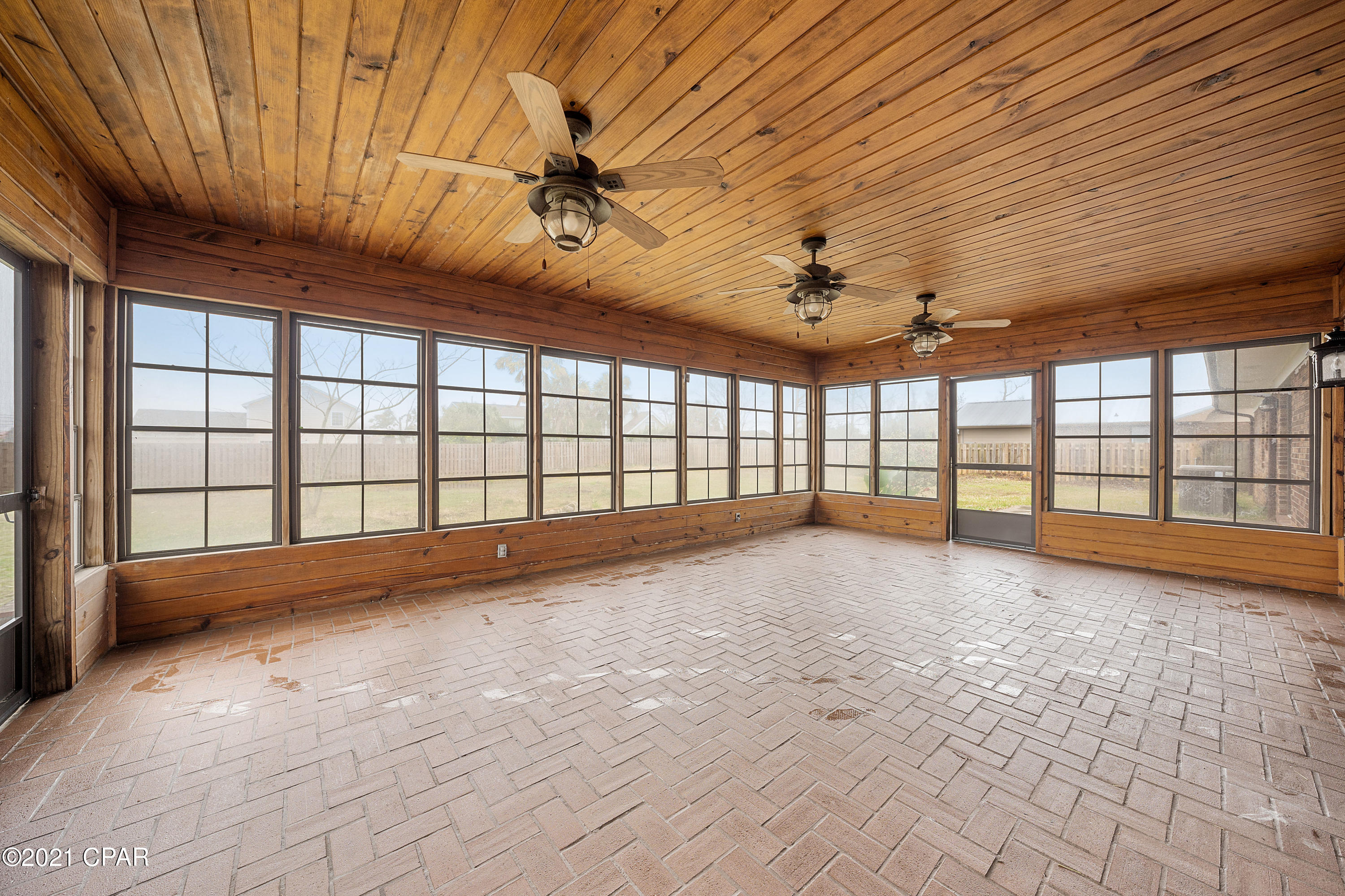 St And Bay Dev Co - Residential