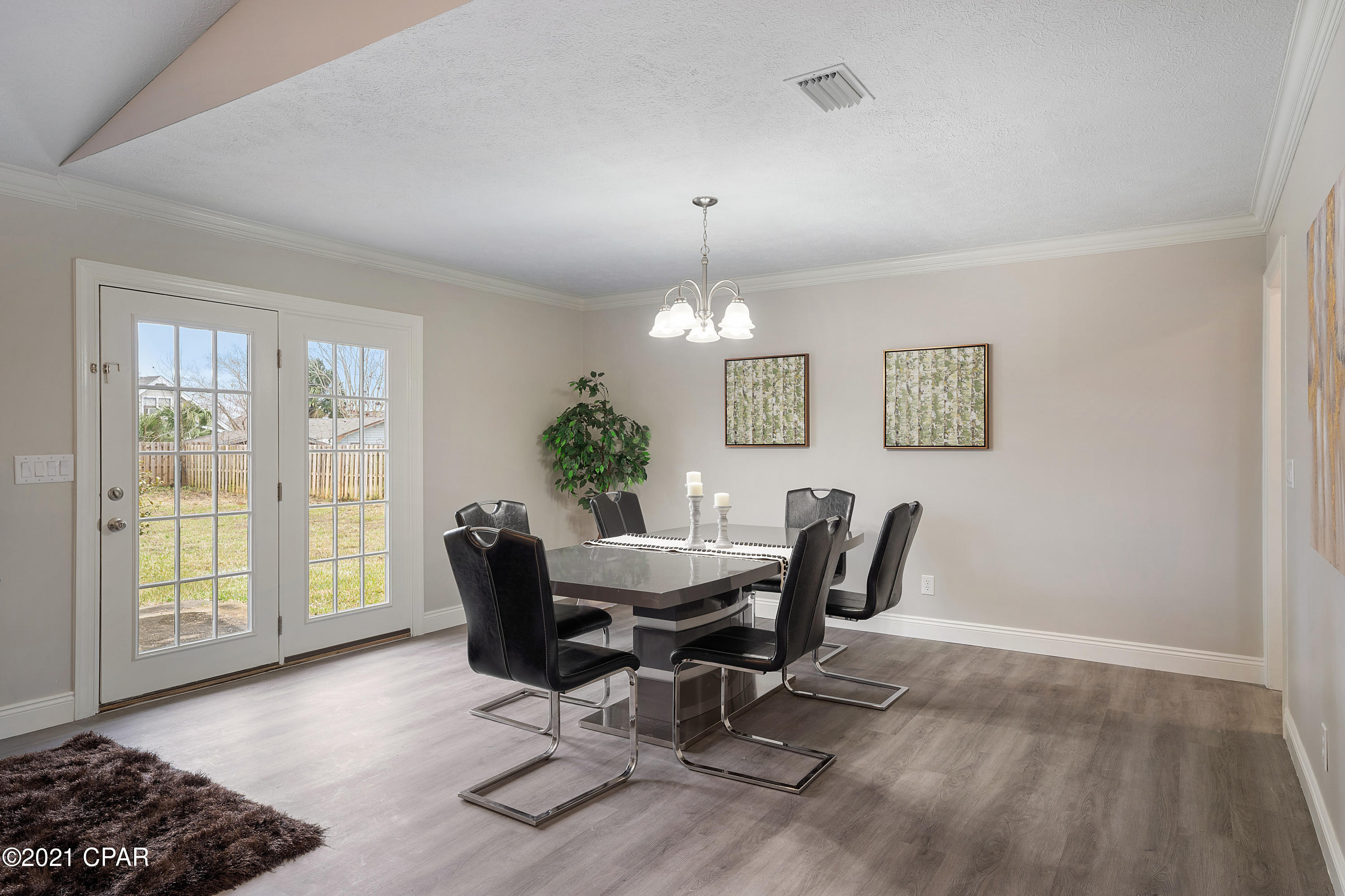 St And Bay Dev Co - Residential