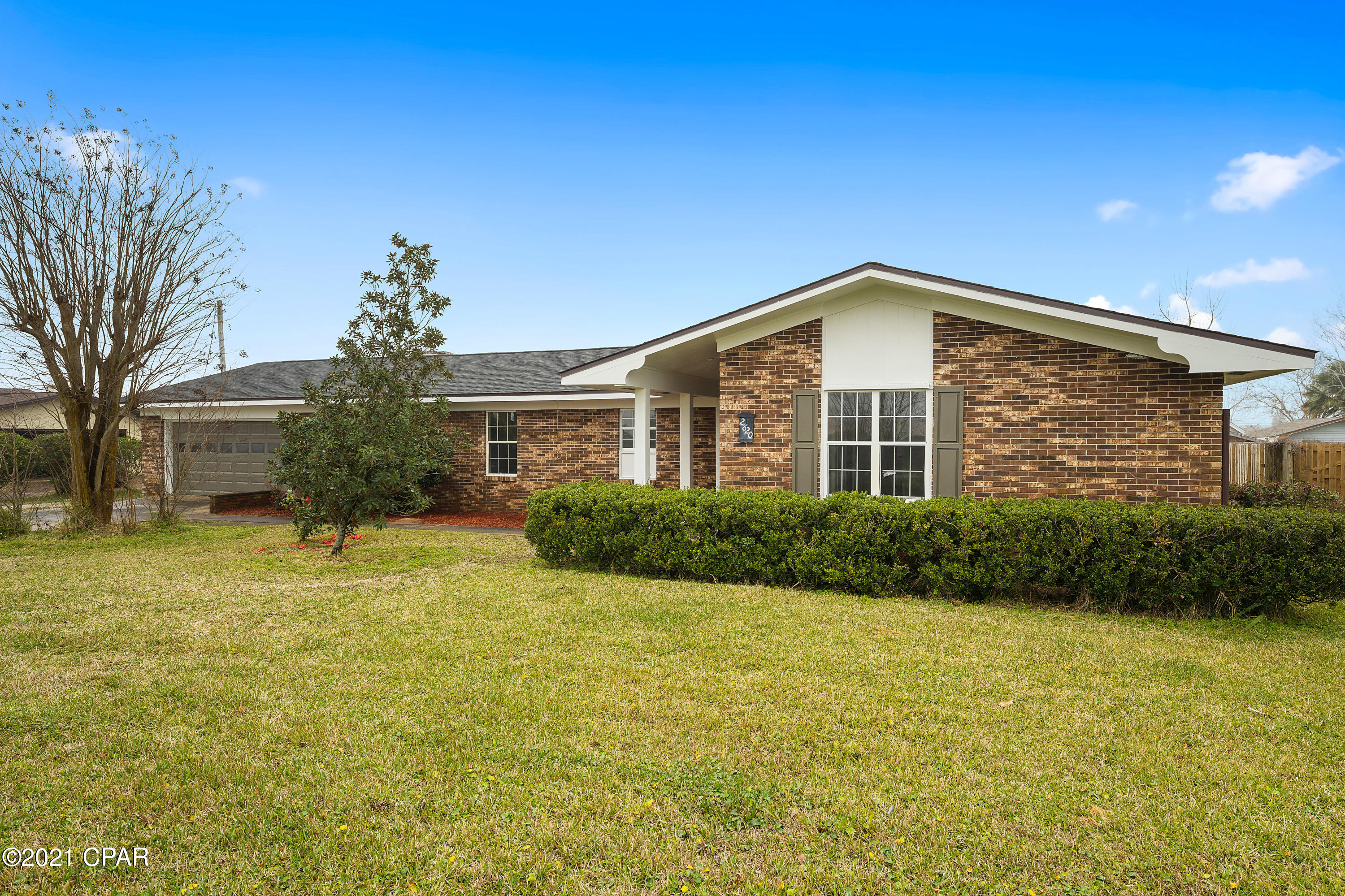 St And Bay Dev Co - Residential