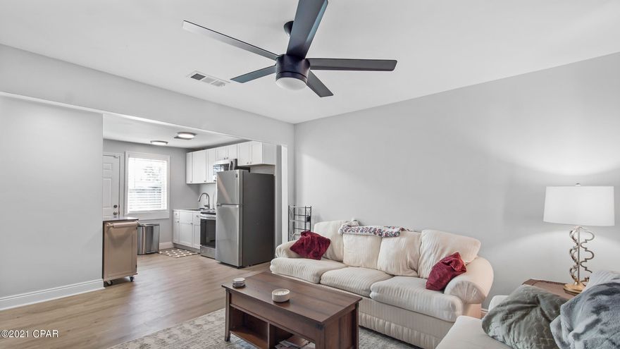 CURRENTLY UNDER CONTRACT, SELLER ACCEPTING BACKUP OFFERS

Completely updated home. Additions have been made to the home and is now a 3/2 and just over a 1000 sq ft. All the brand new TV's and washer and dryer come with this property! New AC, new roof, new electrical, new plumbing and new appliances. Security cameras are equipped and will come with the home. It also has a HUGE backyard and a new fence.