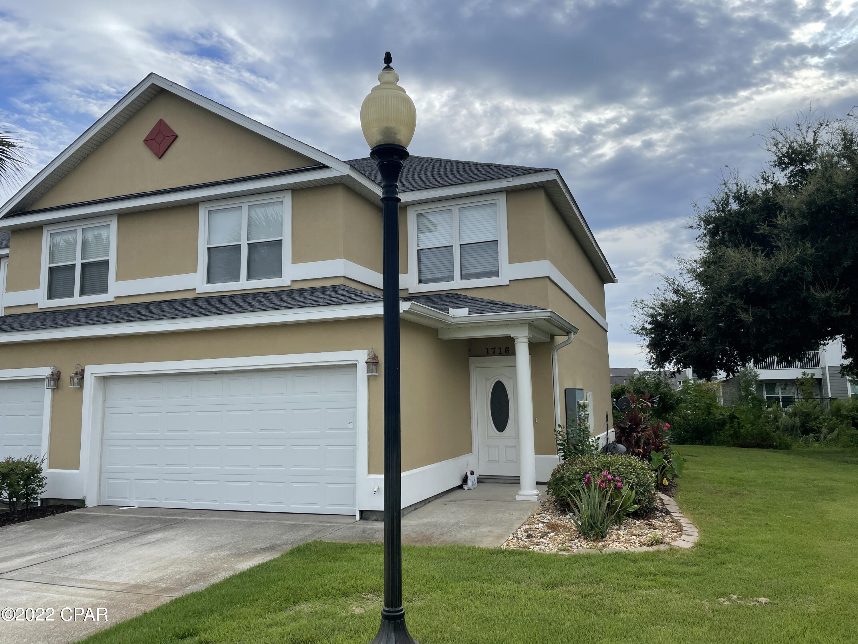 Annabella's Townhomes - Residential Lease