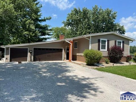 Photo for 1413 E State Road 46