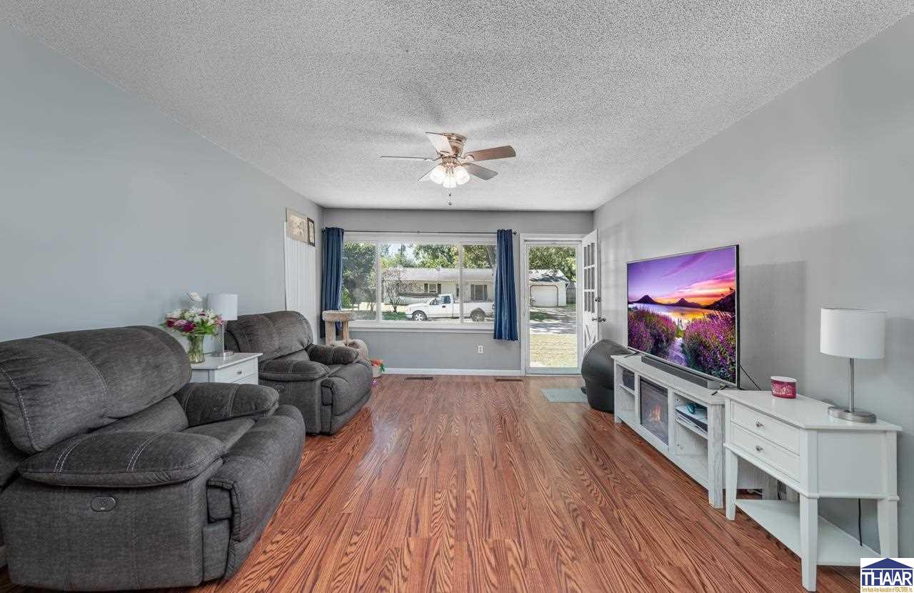 Terre Haute, Indiana 47802, United States, 3 Bedrooms Bedrooms, ,1 BathroomBathrooms,Residential,Pending,201339