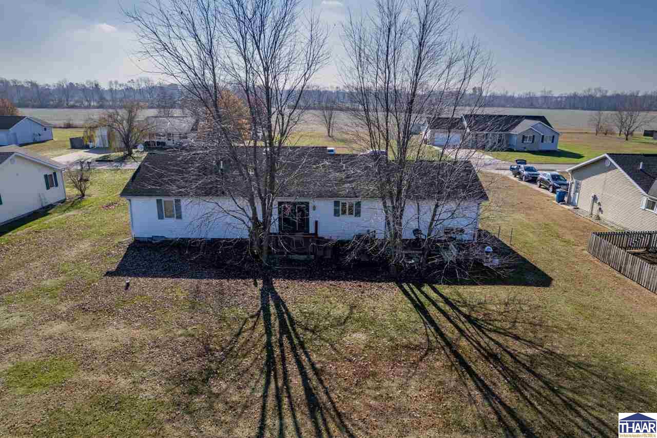 Terre Haute, Indiana 47805, United States, 3 Bedrooms Bedrooms, ,2 BathroomsBathrooms,Residential,Pending,250322