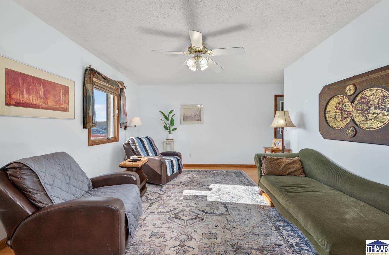 Terre Haute, Indiana 47805, United States, 3 Bedrooms Bedrooms, ,2 BathroomsBathrooms,Residential,Pending,250322