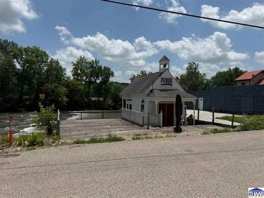6105 S MILL RD, CARBON, IN 47837 - Image 227aa87ffd6bf2e314dac85269fd7f4b/2297458247
