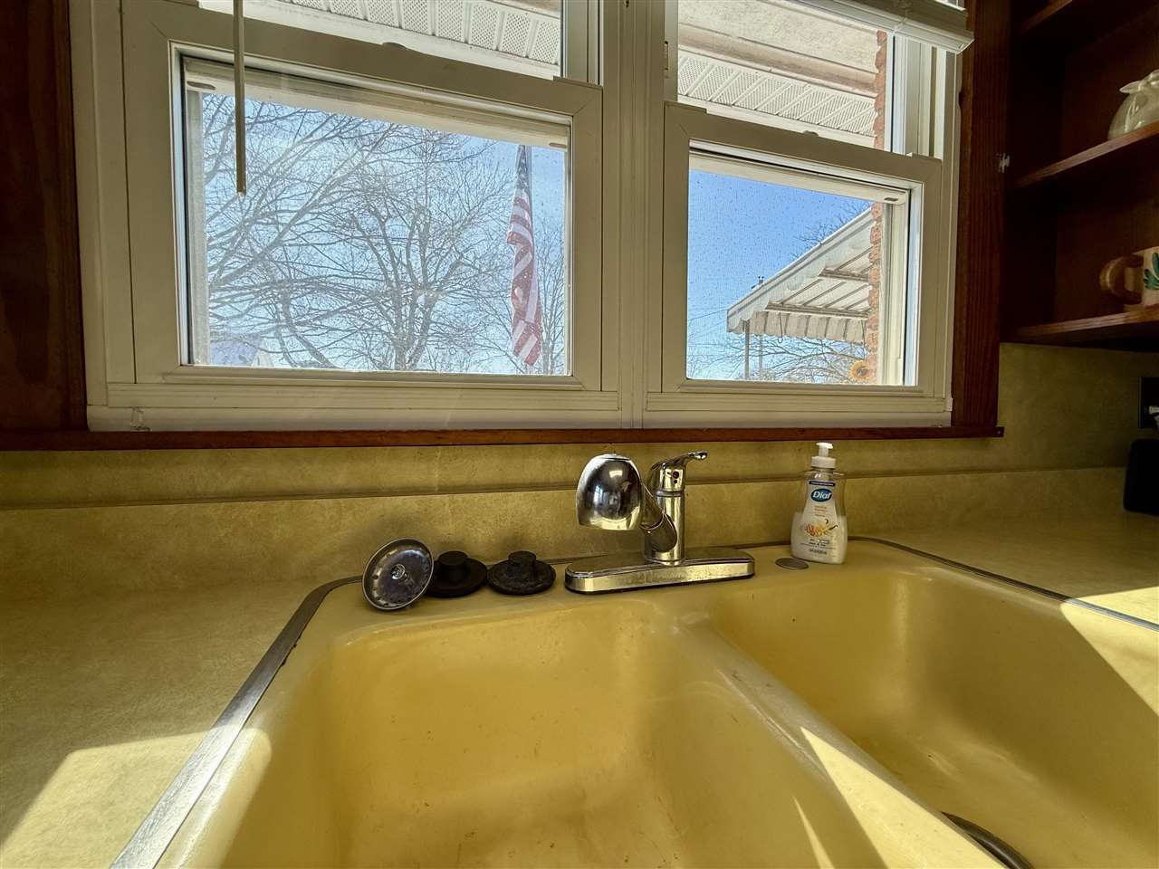 Sullivan, Indiana 47882, United States, 2 Bedrooms Bedrooms, ,1 BathroomBathrooms,Residential,Pending,77477