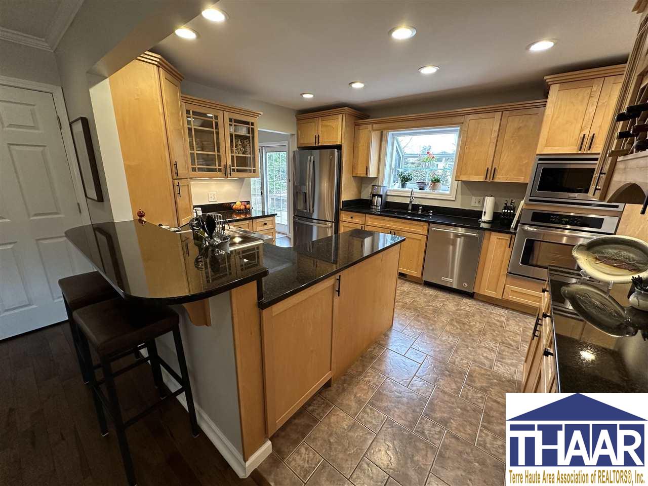 Terre Haute, Indiana 47802, United States, 4 Bedrooms Bedrooms, ,3 BathroomsBathrooms,Residential,Pending,83176