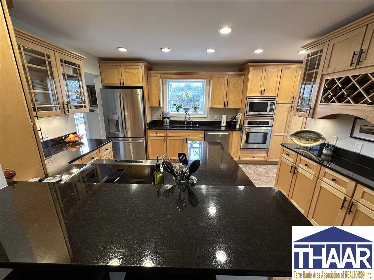 Terre Haute, Indiana 47802, United States, 4 Bedrooms Bedrooms, ,3 BathroomsBathrooms,Residential,Pending,83176