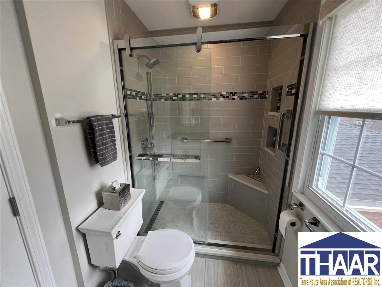 Terre Haute, Indiana 47802, United States, 4 Bedrooms Bedrooms, ,3 BathroomsBathrooms,Residential,Pending,83176