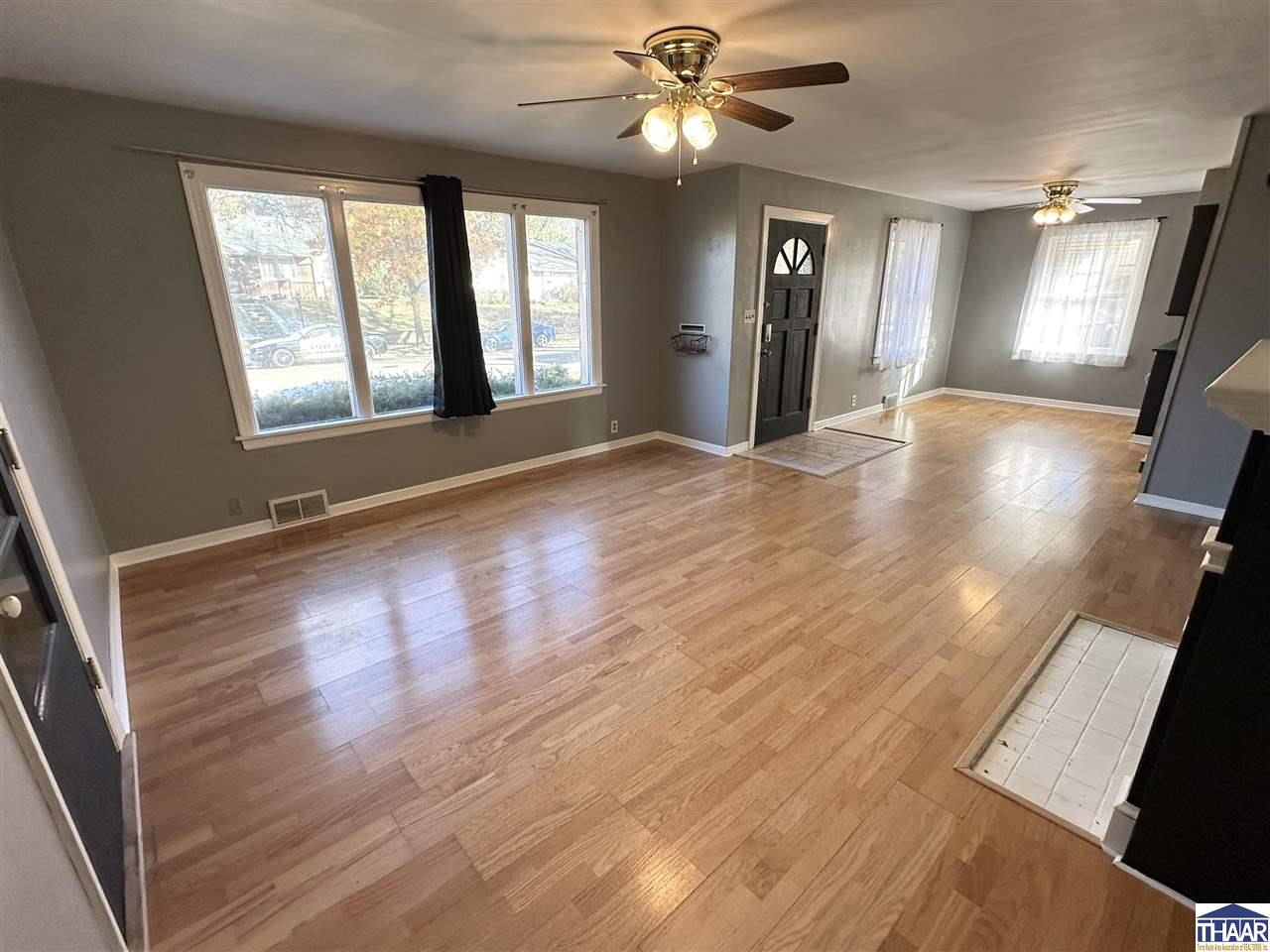 Terre Haute, Indiana 47803, United States, 2 Bedrooms Bedrooms, ,2 BathroomsBathrooms,Residential,Pending,245175