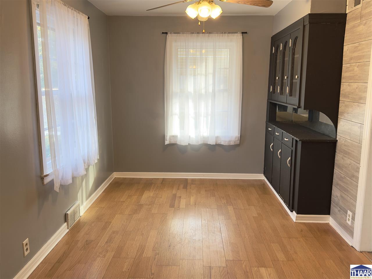 Terre Haute, Indiana 47803, United States, 2 Bedrooms Bedrooms, ,2 BathroomsBathrooms,Residential,Pending,245175