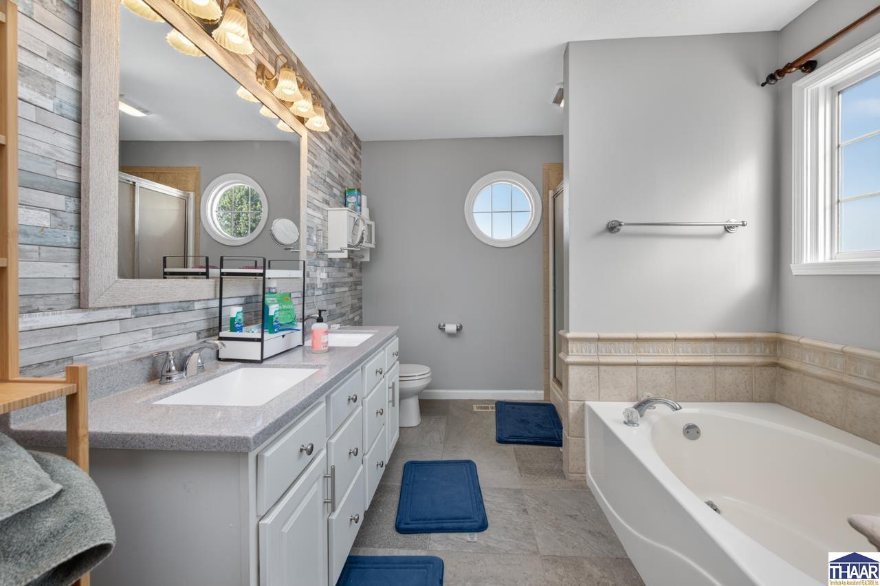 Terre Haute, Indiana 47803, United States, 3 Bedrooms Bedrooms, ,3 BathroomsBathrooms,Residential,Active,231469