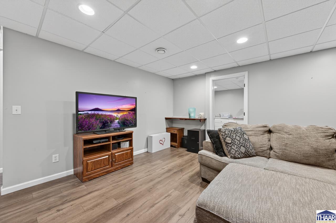 Terre Haute, Indiana 47803, United States, 3 Bedrooms Bedrooms, ,3 BathroomsBathrooms,Residential,Active,231469