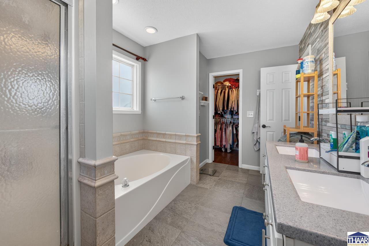 Terre Haute, Indiana 47803, United States, 3 Bedrooms Bedrooms, ,3 BathroomsBathrooms,Residential,Active,231469