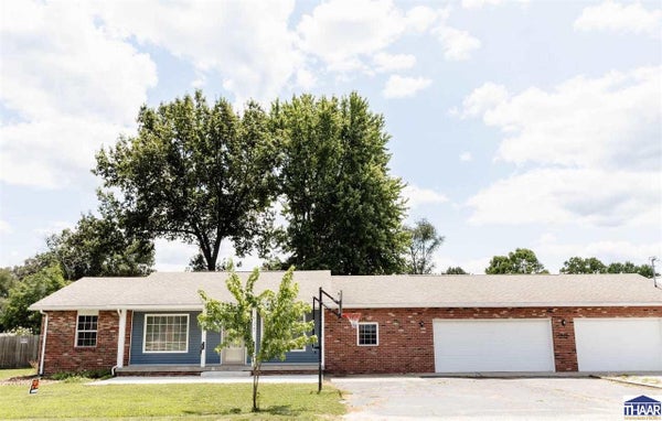 715 W 1ST ST, CLINTON, IN 47842 - Image 4ea73fa840bb641ae155b4dec10e82c6/3892431460
