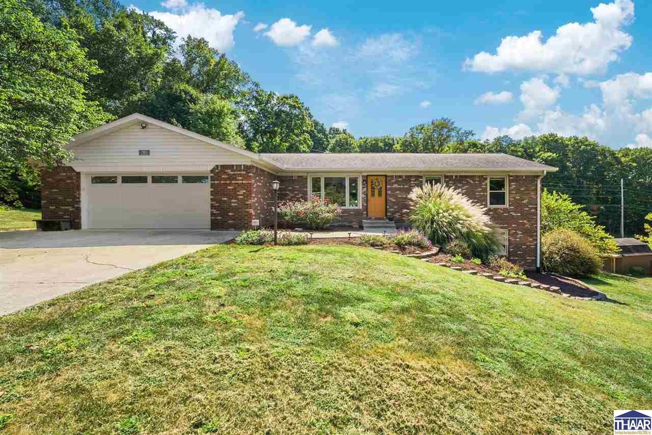 Terre Haute, Indiana 47803, United States, 4 Bedrooms Bedrooms, ,3 BathroomsBathrooms,Residential,Pending,211461 Terre Haute, Indiana 47803, United States, 4 Bedrooms Bedrooms, ,3 BathroomsBathrooms,Residential,Pending,211461