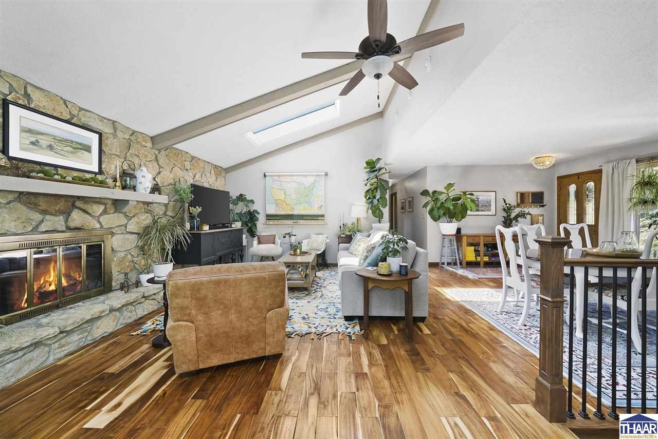 Terre Haute, Indiana 47803, United States, 4 Bedrooms Bedrooms, ,3 BathroomsBathrooms,Residential,Pending,211461