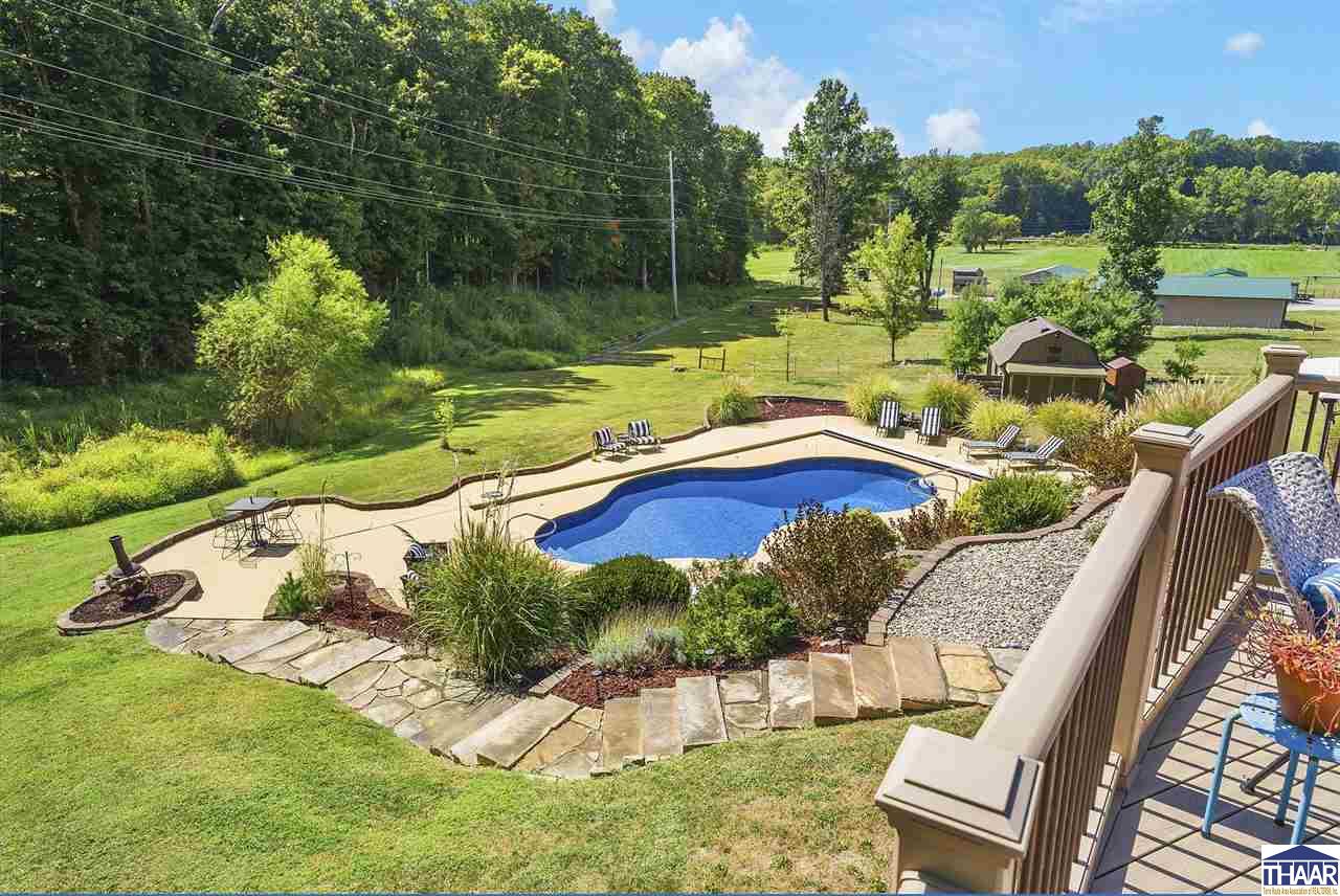 Terre Haute, Indiana 47803, United States, 4 Bedrooms Bedrooms, ,3 BathroomsBathrooms,Residential,Pending,211461