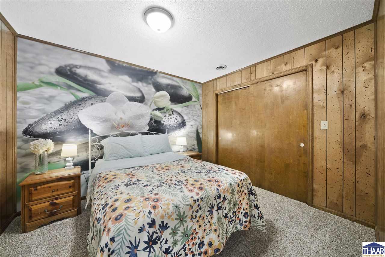 Terre Haute, Indiana 47803, United States, 4 Bedrooms Bedrooms, ,3 BathroomsBathrooms,Residential,Pending,211461